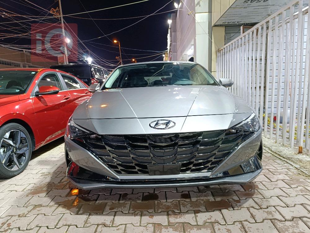 هیوندای ئەلەنترا